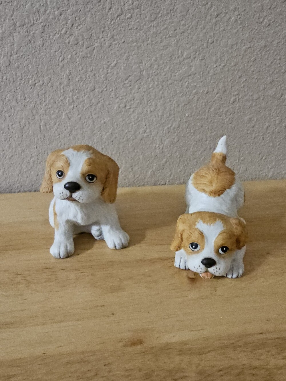 Homco Puppy Figurines Set